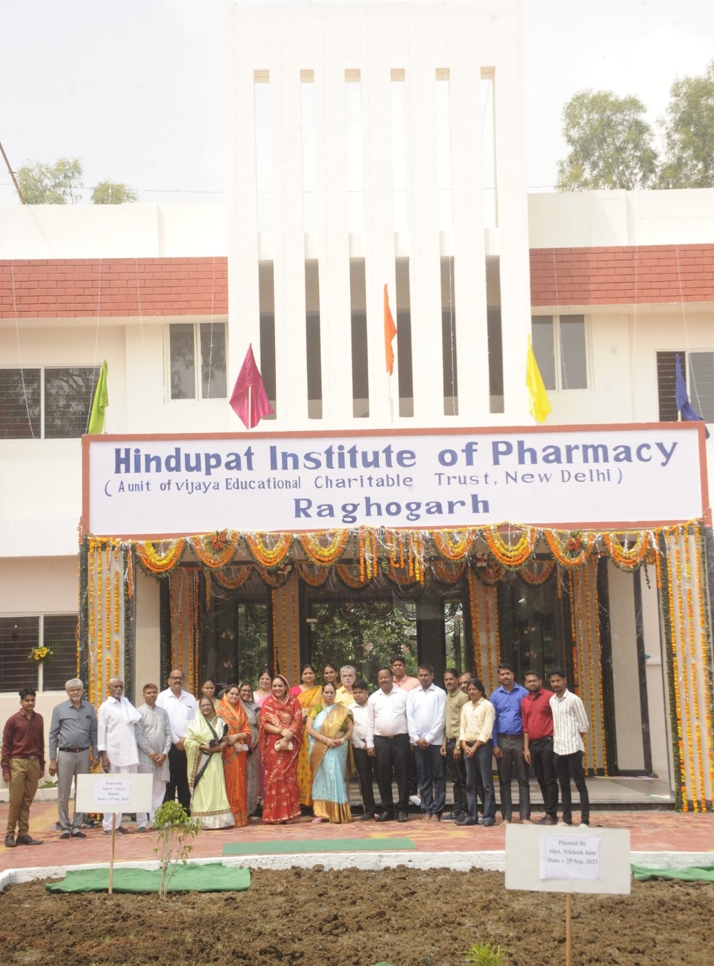 Hillside-pharmacy-college